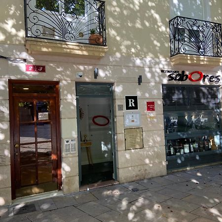 Alojamiento En Pleno Centro Con Wifi Y Aire Acondicionado Logroño Eksteriør billede
