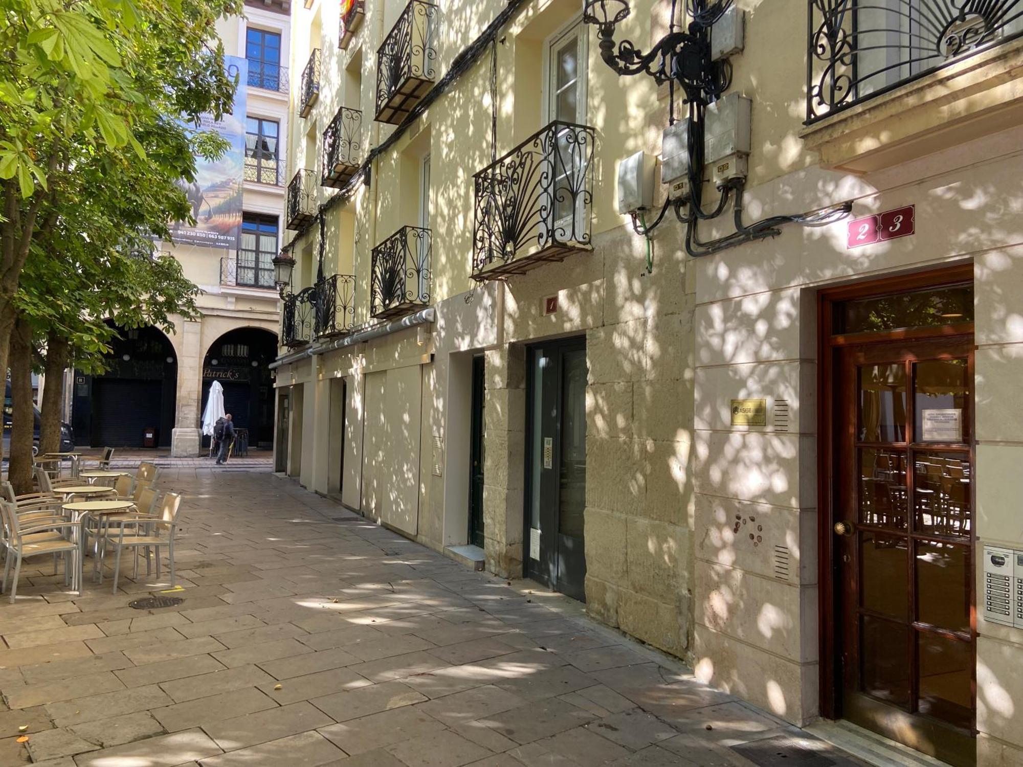 Alojamiento En Pleno Centro Con Wifi Y Aire Acondicionado Logroño Eksteriør billede